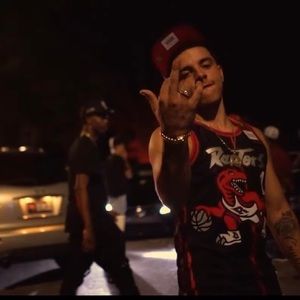 Meet your Posher, Emillio